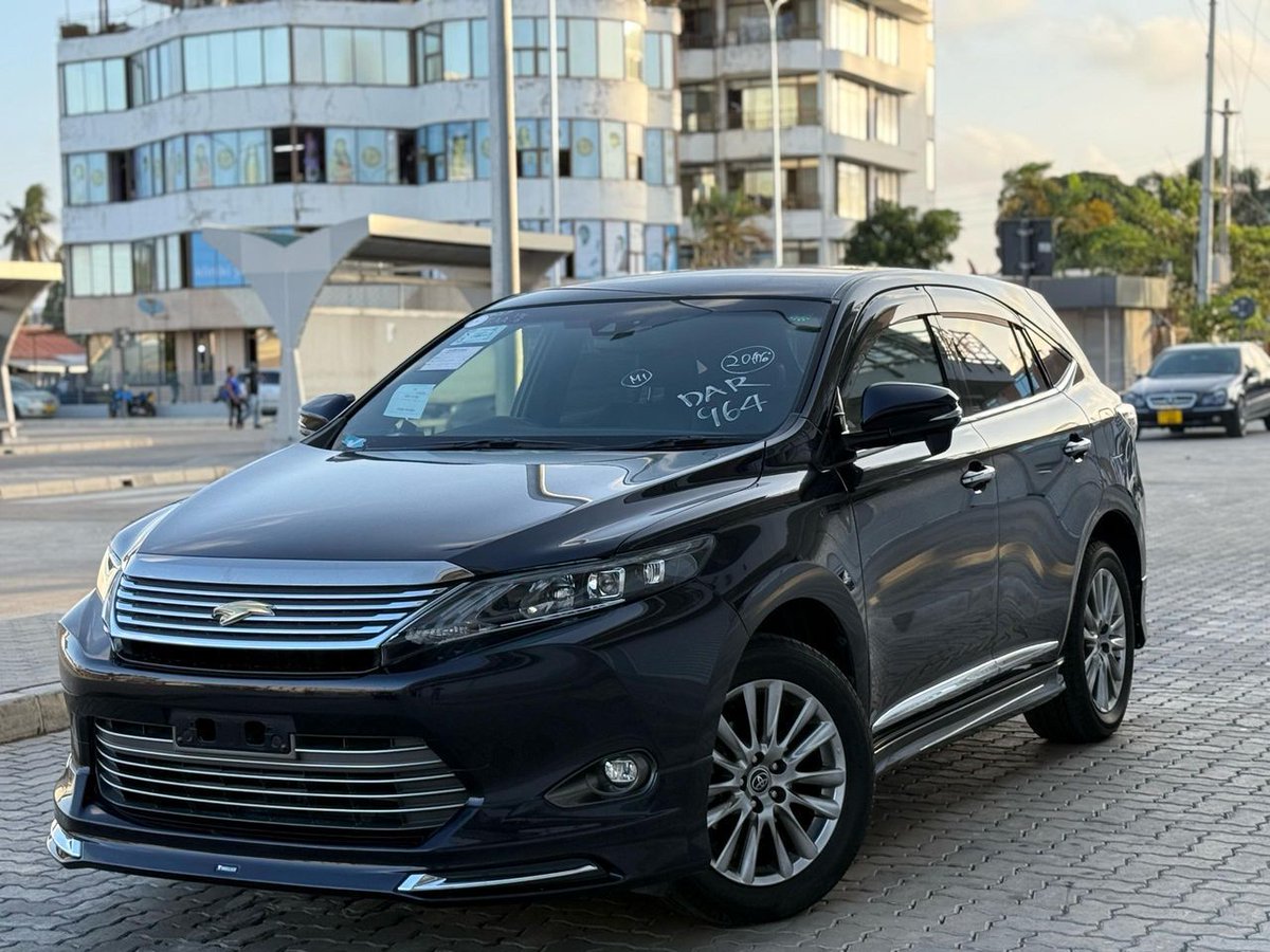 Nkya_motors's tweet image. Toyota Harrier- (Anaconda)
Advance Premium Edition 

Year 2015
Cc 1,990
mileage 55,000
Body Kit✅
Good Music Systems JBL✅
Leather Seats ✅
Power Boot✅
Power Steering✅

Price 63m +Registration

Call 0656 522 799 

Kindly Repost it 🙏