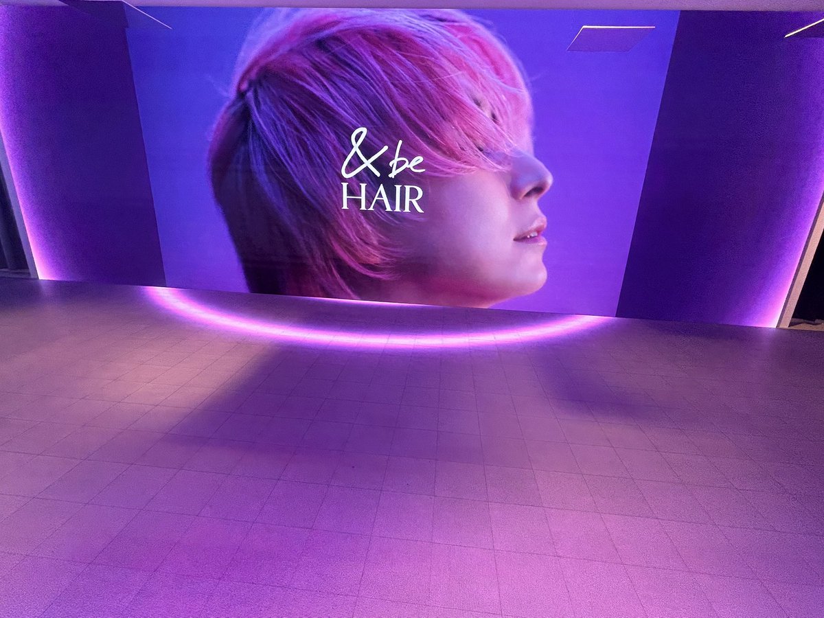 kiku_sn's tweet photo. 日本橋、大阪、渋谷、新宿の4店舗回れて良かった〜!
髪の毛ほんのりピンクになって、サラサラになる✨
#andbe #アンドビー #andbehair #アンドビーヘア #佐久間大介 #河北裕介 #ブランドアンバサダー就任 #カラーシャンプー #カラートリートメント #CPink #ヘアケア探しの旅に終止符を #beyourColor https://t.co/lLjsFlocMP