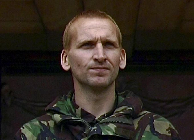 Gibboanxious's tweet photo. #HappyBirthday to Christopher Eccleston (61)
his top 10 movies are:

10. Elizabeth 
9. Thor: The Dark World
8. Legend (2015)
7. Jude
6. Let Him Have It
5. eXistenZ
4. The Others
3. 24 Hour Party People
2. 28 Days Later...
1. Shallow Grave
#DavidStephens #HenryWest https://t.co/0gY42rSgt5