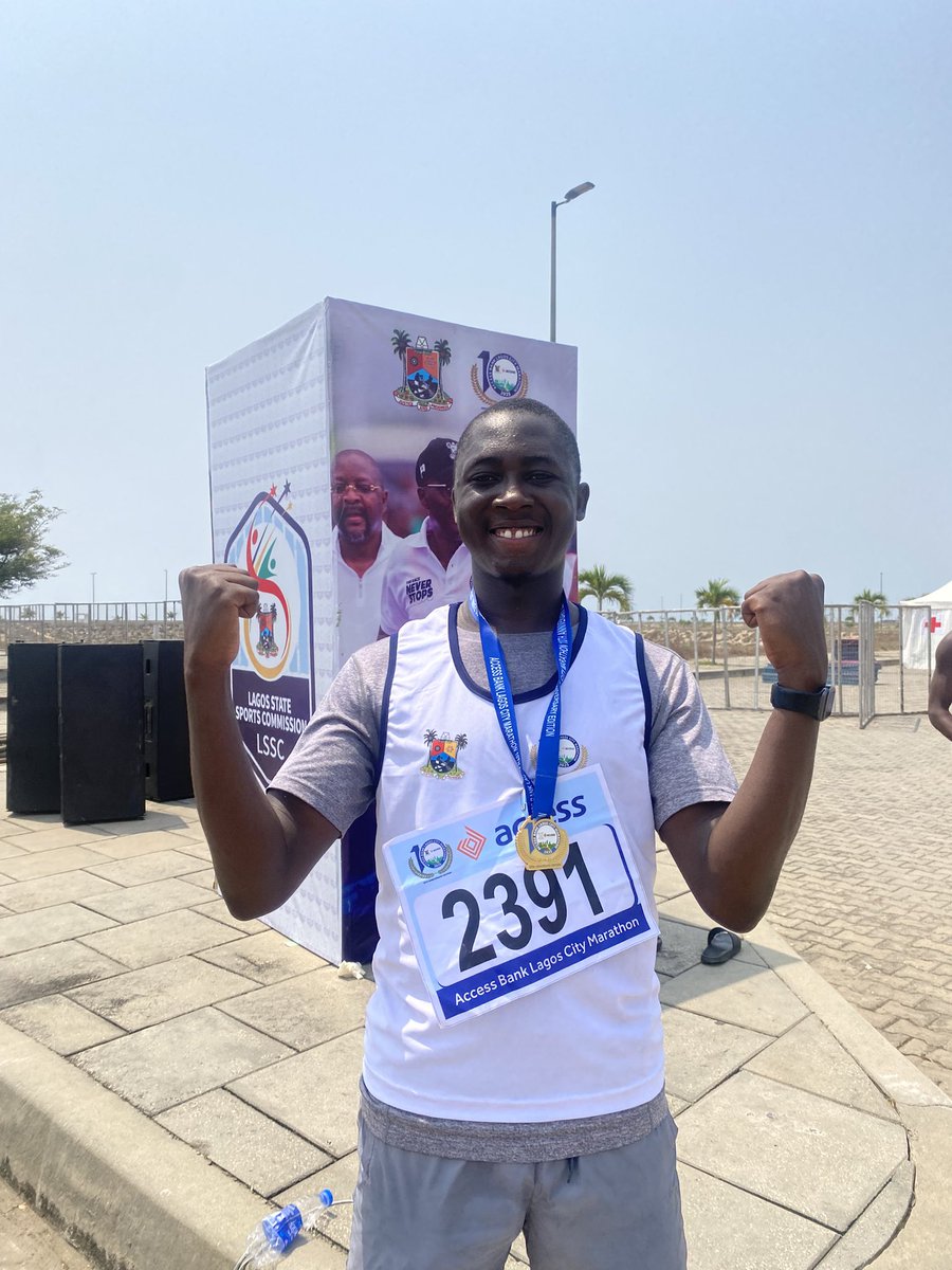 Ola_Afe's tweet image. 5hrs and 22 minutes of pure endurance.

 I almost didn’t want to run again after a major setback some weeks ago and I was even considering a switch to 10K run when I came to pick my bib last week.

Huge thanks to the people of Lagos for cheering us on.