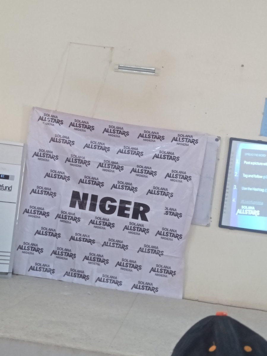 Lycidas001's tweet image. Live at Solana all star learning more about block chains 
#SolanaAllstarsNG #learningwhilehavingfun#federaluniversityoftechnologyminna