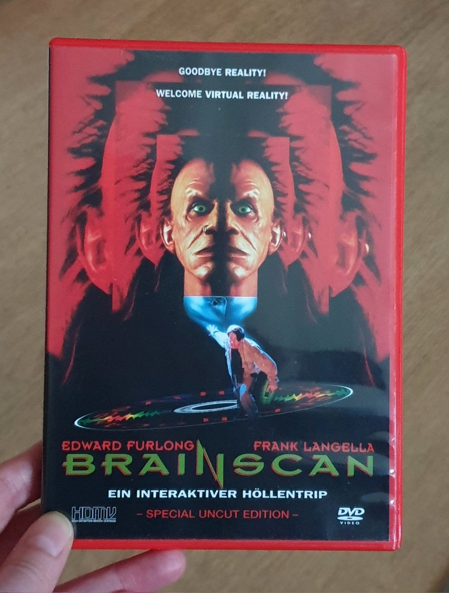 TanjaStrutzl's tweet image. A #horror / #scifi masterpiece from 1994, #Brainscan directed by #JohnFlynn. 
#EdwardFurlong #FrankLangella #TRyderSmith