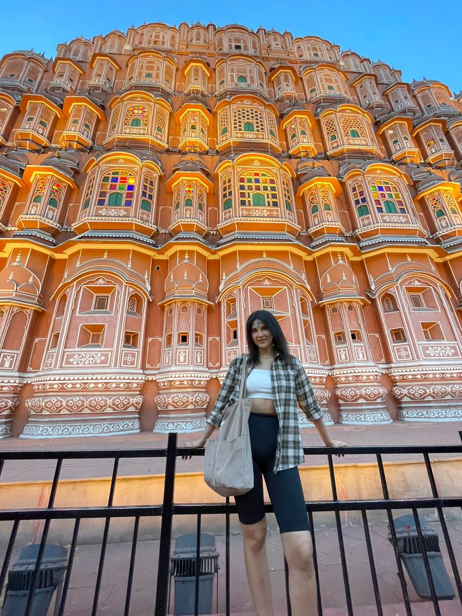SWTTAGRA's tweet photo. Where history meets divinity – Experience India like never before! 🇮🇳✨ #WhispersOfTheGanges #GoldenTriangle #SevenWonderTours
Website: https://t.co/NGBk0abPam
Phone: +919675797112
Email: sevenwonderagra@gmail.com
#indiawithabhinav #sevenwondertourandtravels https://t.co/O6ZpQo2l4G