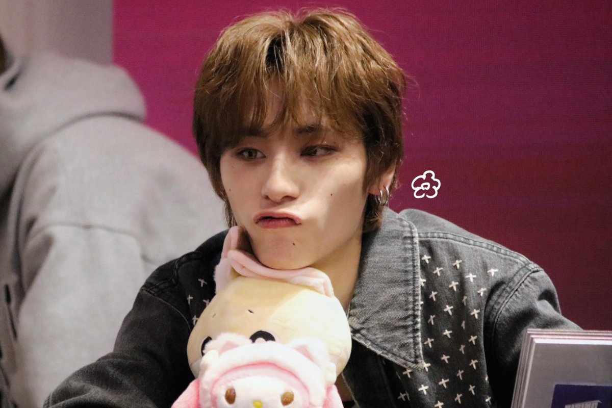 250215

#HARU #하루 #ハル #暖琉 #XLOV #엑스러브
<a href="/XLOV_official/">XLOV</a>