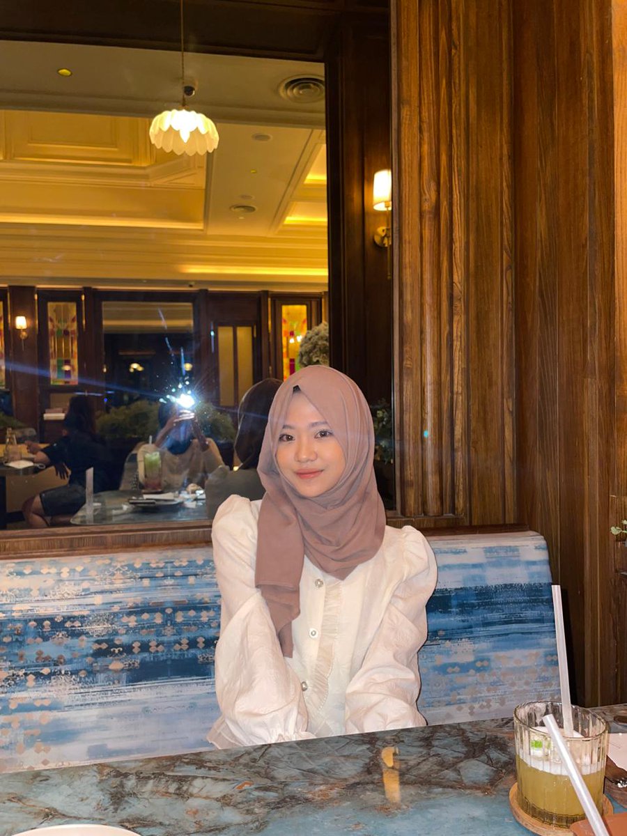 leejen0oww's tweet photo. ☆ Norm Top

Cocok buat ke cafe fancy ataupun daily, tetep keliatan santai tapi masih ngasih looks elegant, bagus banget ga nerawang, bajunya juga ga panas, bener bener nyaman bangetttt, harganya juga affordable banget cuma 100k an

📌https://t.co/By2sdUF6mJ https://t.co/aRWS3njy1L