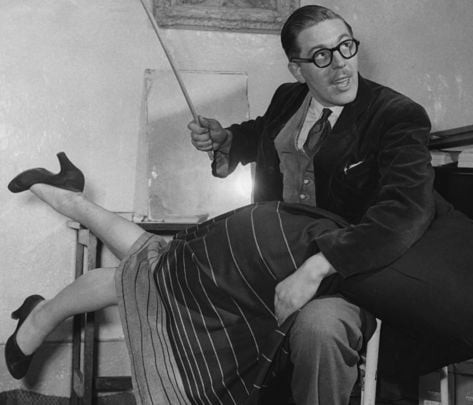 ⚜️🕵🏼🕵🏼
curriculum vitae 

disney that knee!
do you 
see (V)?
✌🏼

<a href="/robynkonichiwa/">Robyn</a>
@disney
<a href="/007/">James Bond</a>

💋💋

doubleonicky