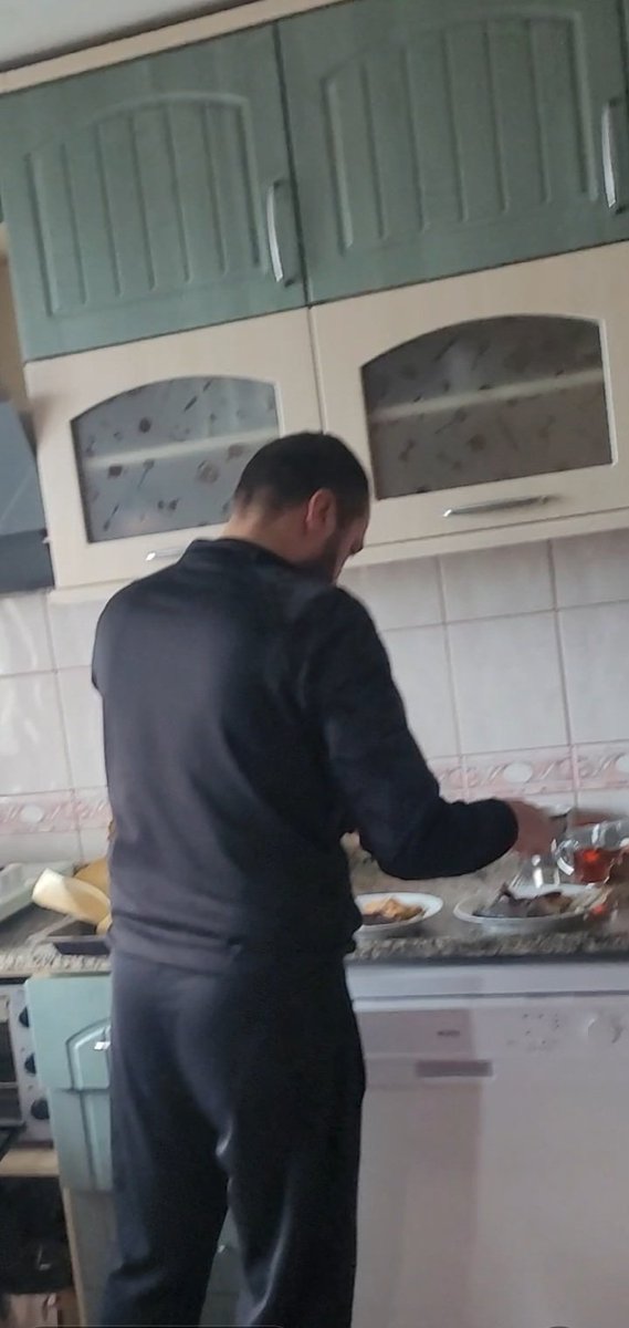 seydasutluoglu's tweet photo. Samet çok komik ya https://t.co/tfJ9vgKolh