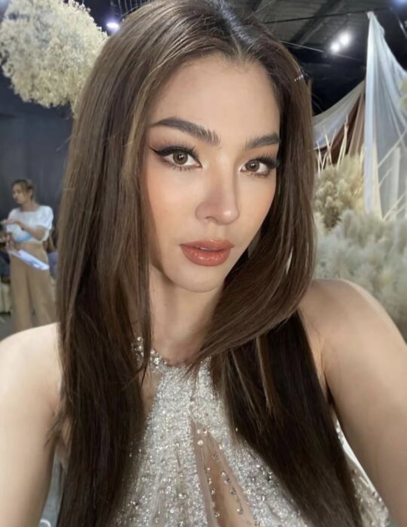 Fayeperayasa's tweet photo. I know you and the heart you have. I know the person you are P’Mali and you don’t deserve the struggle and pain you have had in life. You are that kind of person who deserves the happiness of the world. Nothing is gonna change my love for you🥹❤️

ONLY PERAYA APASRA
#FayePeraya https://t.co/N0gwLiujhj
