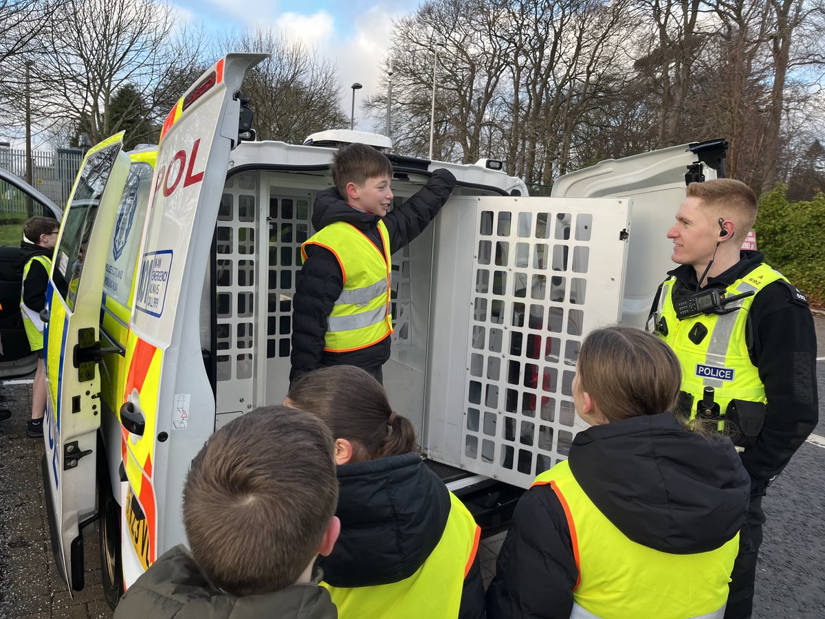 AiryhallSch's tweet photo. Last week our Junior Road Safety Officers worked with Police Scotland to take part in another Speed Campaign outside the school. #SpeedCampaign #AiryhallCommunity https://t.co/fDd8BPxEaT