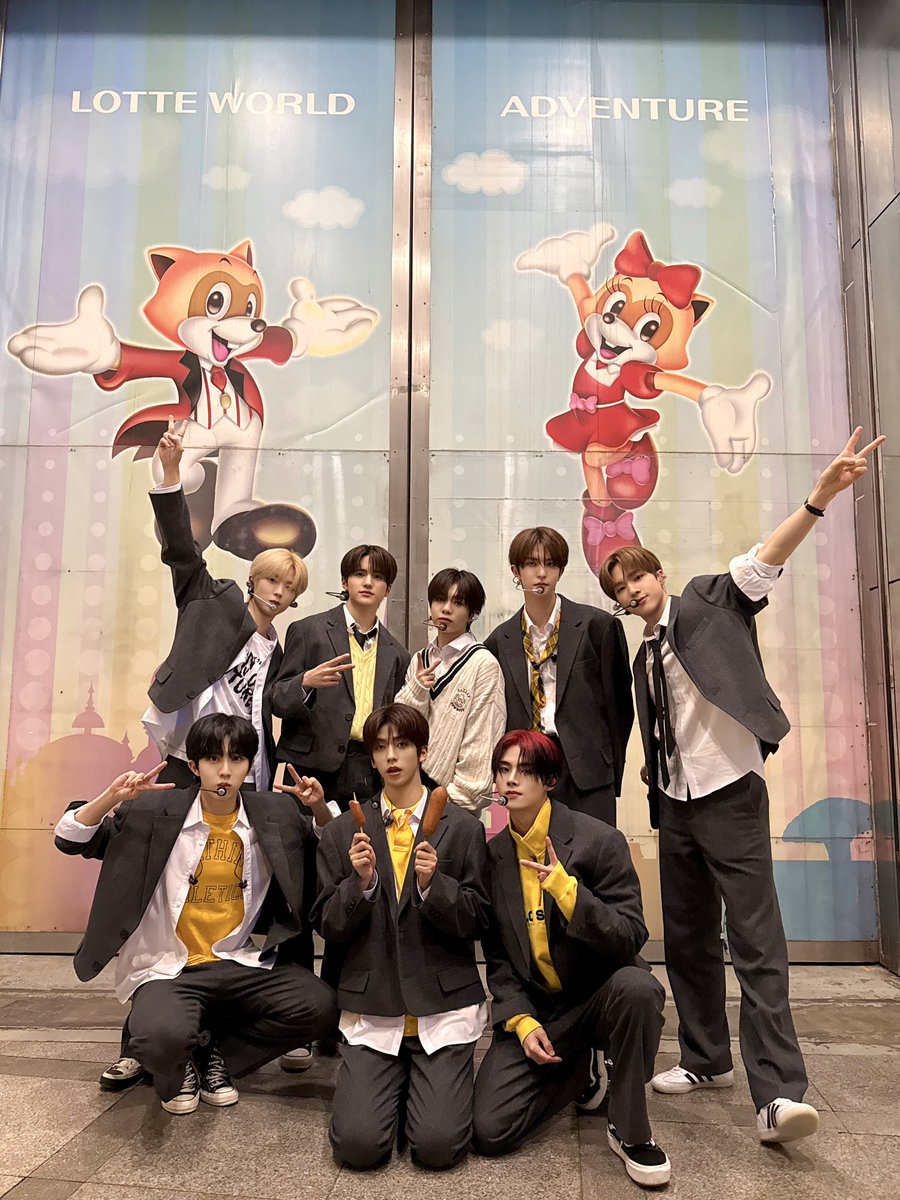 [📷]
#오늘의턴_250214

TURNING과 함께한 즐거운 시간🎢😆

#8TURN #에잇턴 #エイトターン