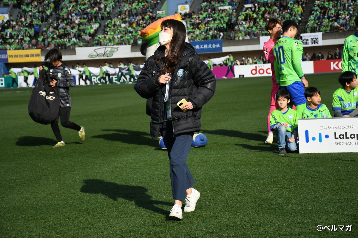 bellmaga_12's tweet photo. 29年間ありがとう
ベルマーレを選手を愛し続けた遠藤さちえの未来に幸あれ💚
#bellmare #ベルマガ https://t.co/1WjnMNVu3h