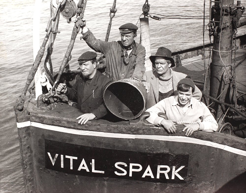 74frankfurt's tweet image. The Vital Spark - BBC Scotland, 1965-1974. Television series set in the western isles of Scotland in the 1930s, based on the Para Handy books by Neil Munro. Roddy McMillan plays Peter 'Para Handy' MacFarlane, captain of the puffer Vital Spark.