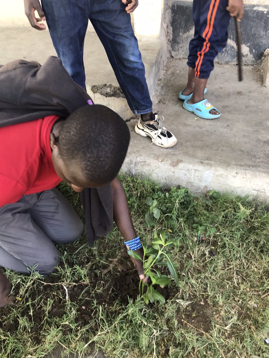 Water #Conservation and support Live to stop Wastage, Semadep Connected Planet Club Members hands on Practice.