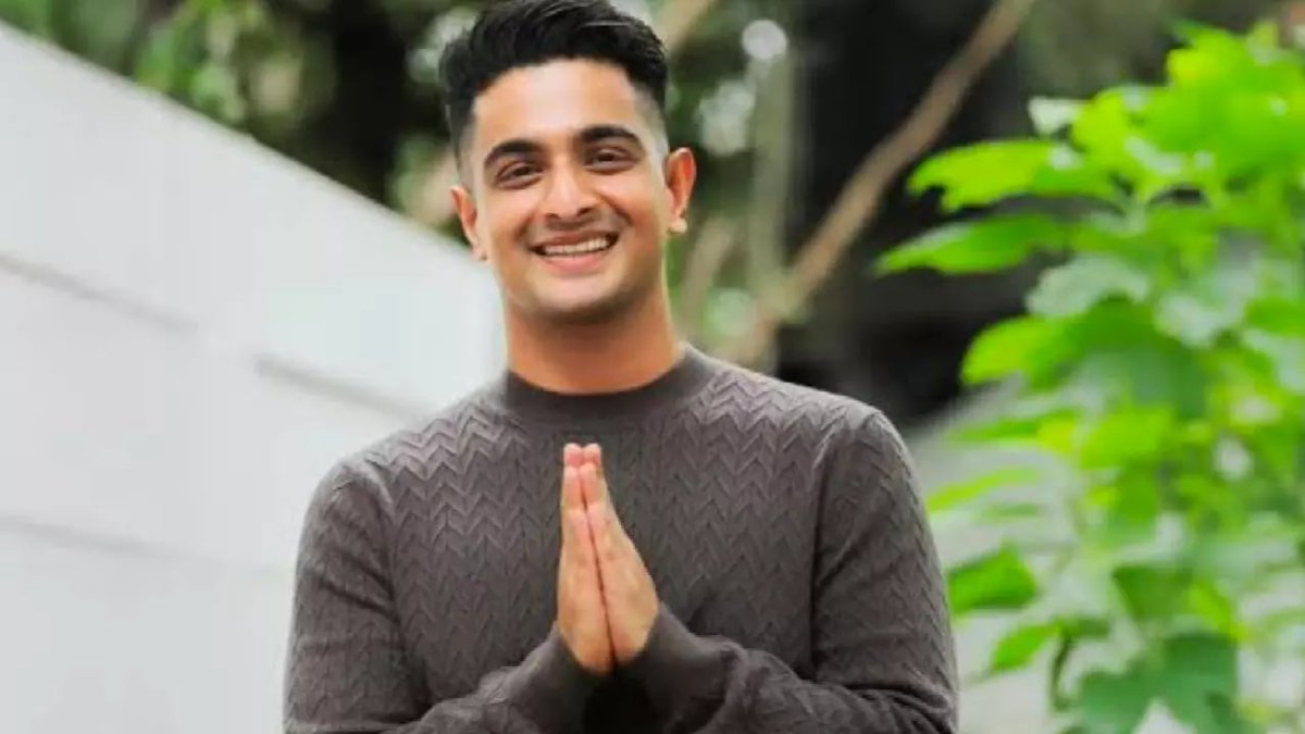 Navya744's tweet photo. Ranveer Allahbadia faces backlash after a controversial question on his podcast, copied from an earlier interview with actress Kanan Gill. The incident has gone viral and led to major fallout. #RanveerAllahbadia #Controversy

For more visit here: https://t.co/N3Zq7ABInh https://t.co/UPAjx3wvCM