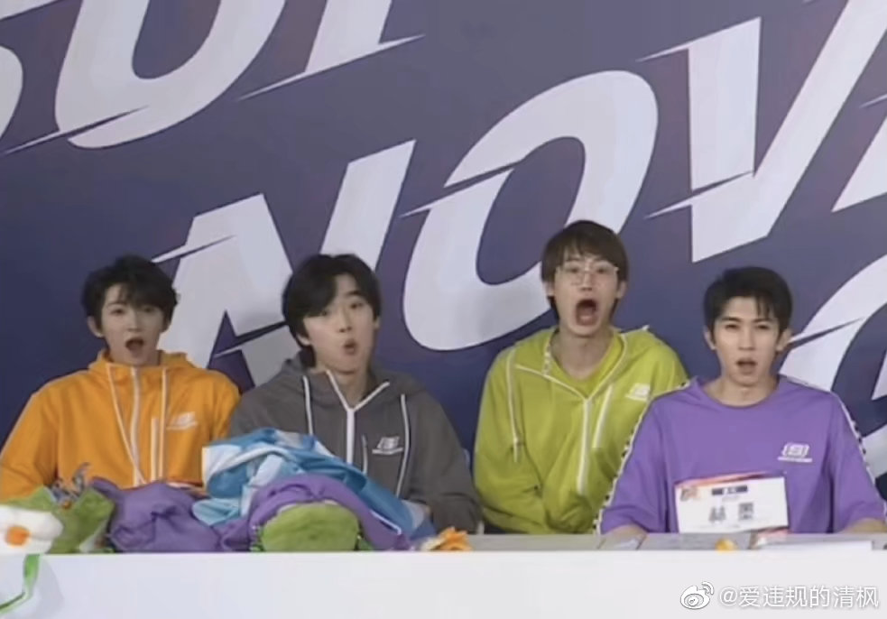 amshutong's tweet photo. คนไหนคะ 5555555555 https://t.co/jvb11hlI1N