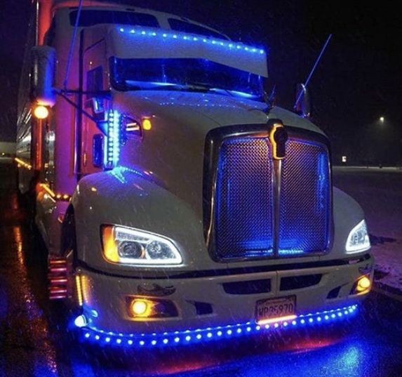 If you are interested in buying truck you can chatting me or contact me at my telegram @lucashenry50