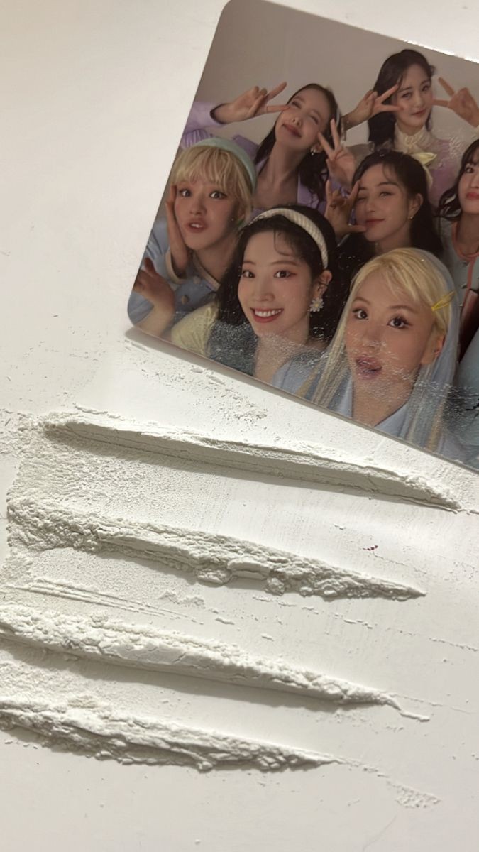 SHAR0N_TWICE's tweet photo. When life gets tough, know to get the feels~ https://t.co/J5ELyLpDtK