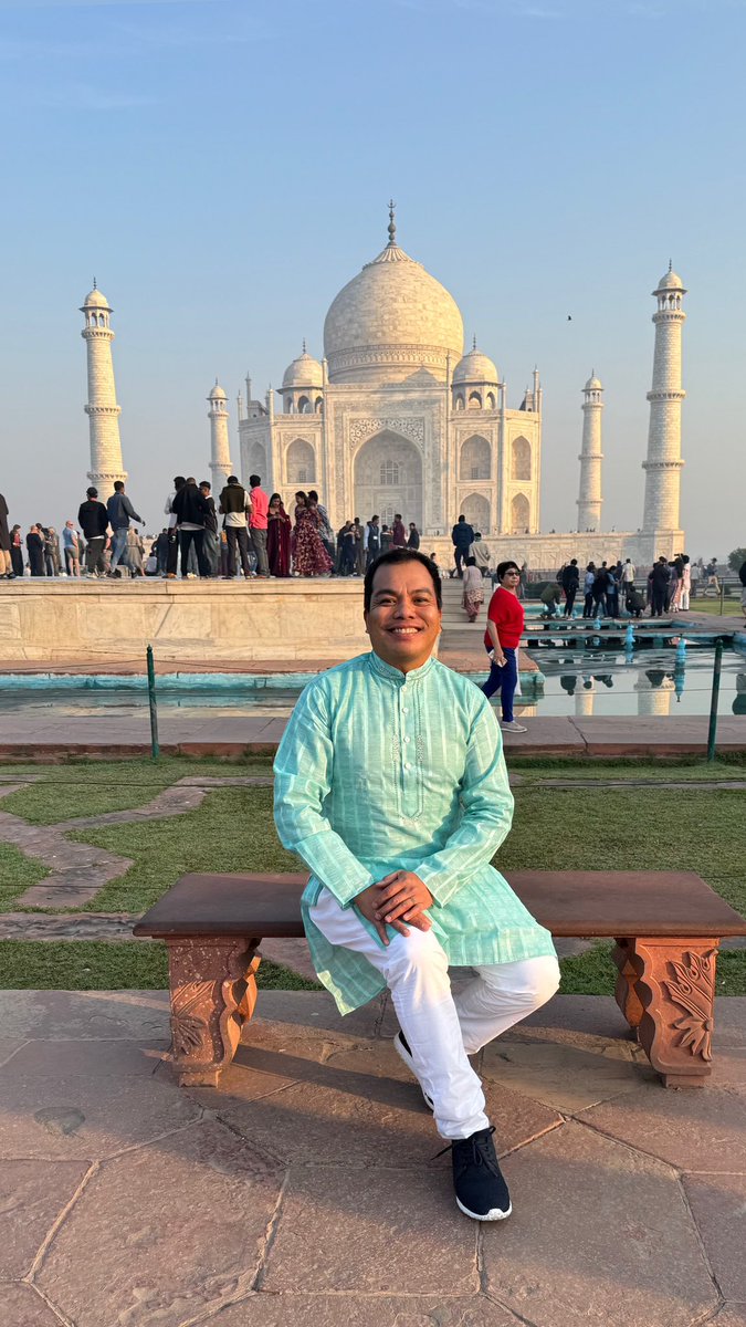 PercyAndrade9's tweet photo. Namaste! 🇮🇳🙏
#india
#agra
#thetajmahal
#tajmahal https://t.co/uXQMXw7bMQ