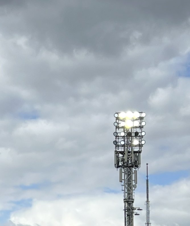 Ian Abrahams (Moose) tweet media