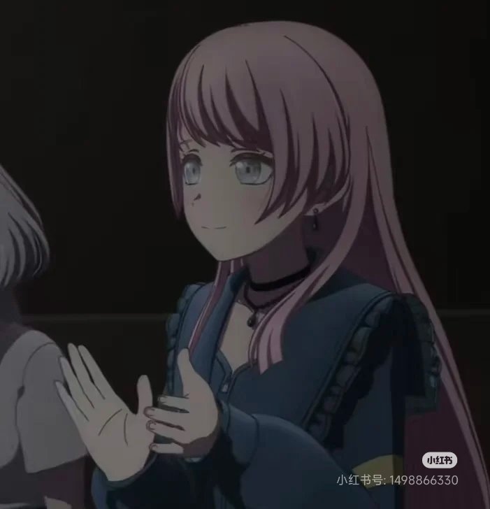 timefuture17's tweet image. 有意思，给我这个被队友敷衍挂掉电话，消息已读不回，live排练被放鸽子，把吉他借给别人看自己队友演出的粉毛虎牙美少女看笑了