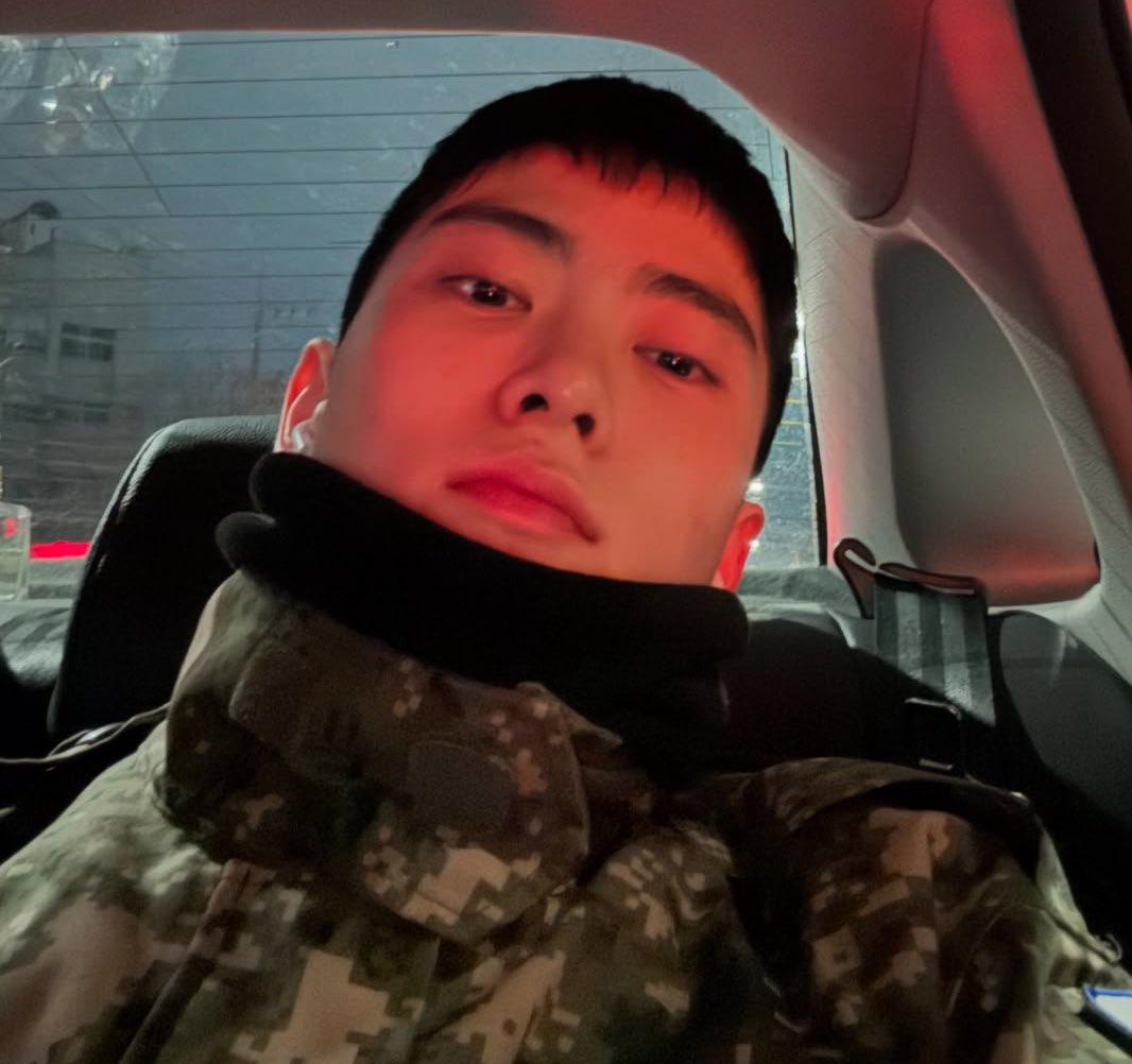 มูมู่จอง ໒꒱ tweet media