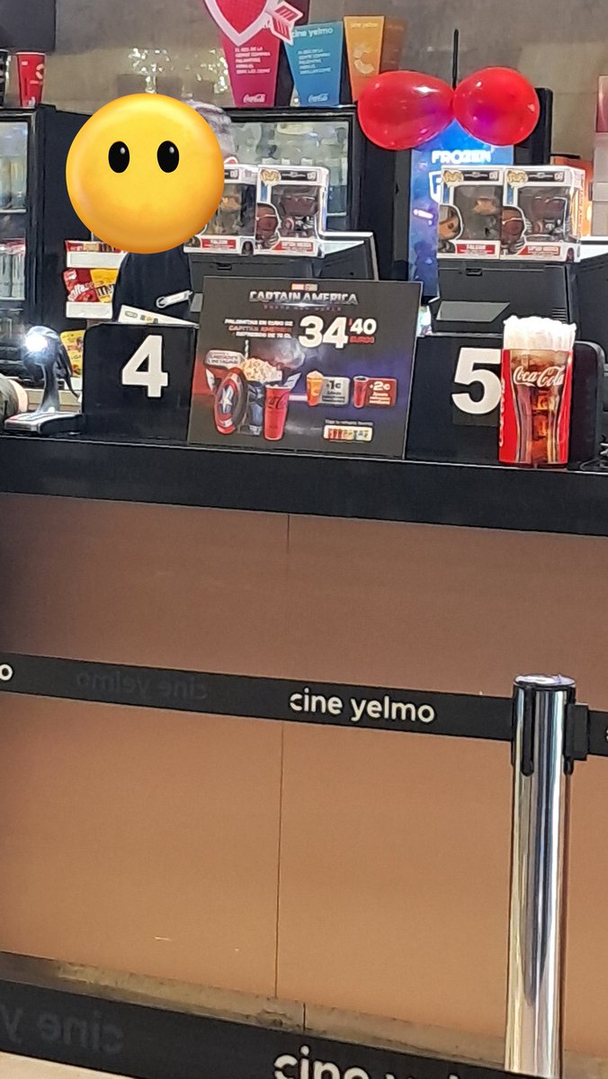 Y no es coña lo de que el cubo de las palomitas costara casi 35 pavos