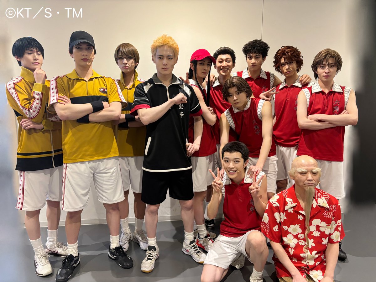 【 #テニミュ 】29公演目＆大千秋楽🎾

ご来場いただいたみなさま、配信をご視聴くださったみなさま、
誠にありがとうございました✨

みなさまのおかげで、
ミュージカル『テニスの王子様』4thシーズン 青学vs比嘉　全30公演を駆け抜けることができました！！🎉🎉