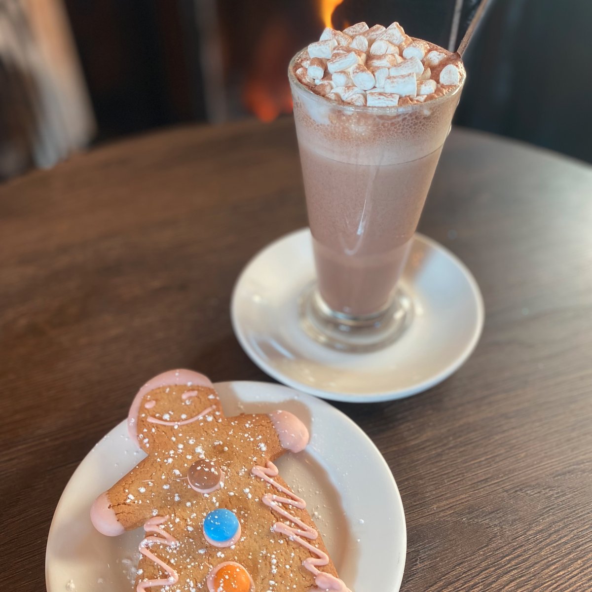 There is nothing better than a Hot Chocolate and homemade cookie 🍪  on a winters' day, call into our Café and warm up by the fire.🔥 

#GleesonsRoscommon #HoteChocolate #HomemadeCookies #Delicious