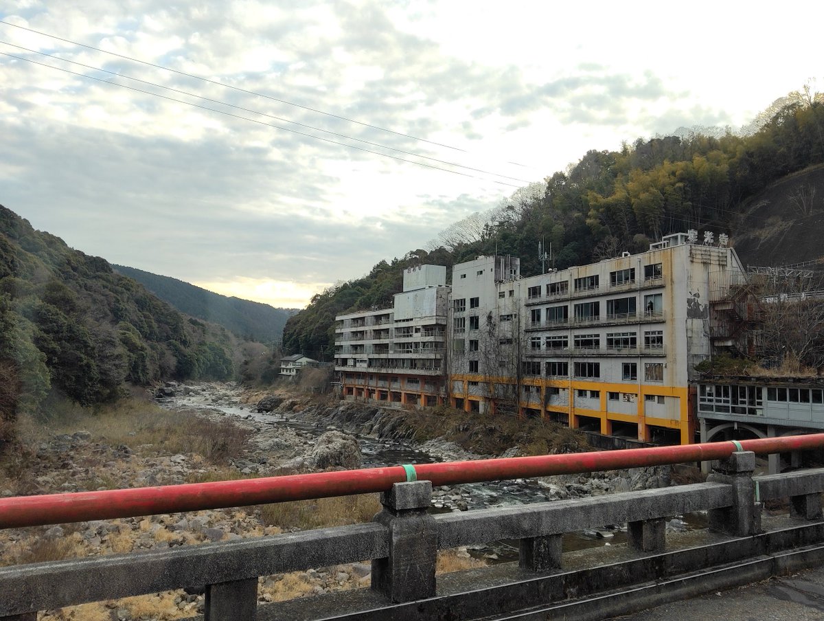 urbex_675 | #廃墟 #廃校 #写真好きな人と繋がりたい