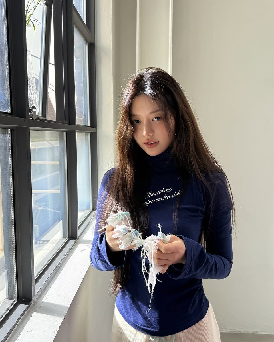 picsillit's tweet photo. [📸] 250215 #MINJU Instagram update

 #ILLIT #아일릿 @ILLIT_official @ILLIT_twt https://t.co/4rXLIkP3Xw