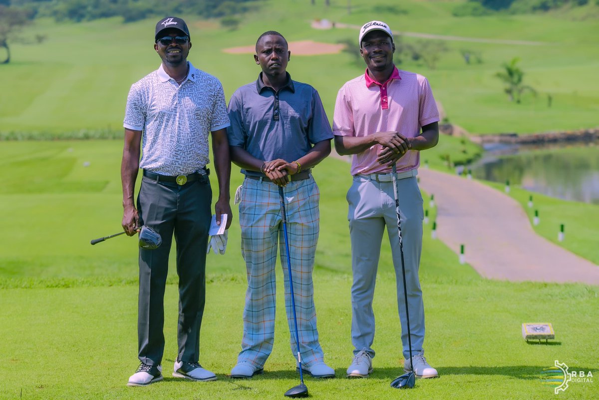 rbarwanda's tweet photo. 🚨AKA KANYA🚨

Muri aya masaha, ku Kibuga cya Kigali Golf Resort & Villas hari gukinwa imikino isoza Irushanwa Mpuzamahanga muri Golf, ‘Rwanda Open 2025.' 

Ni irushanwa rikinwa mu byiciro bibiri harimo ababigize umwuga ndetse n’abakina bishimisha. #RBASports #RwandaOpen2025 

📸: @visualcolour