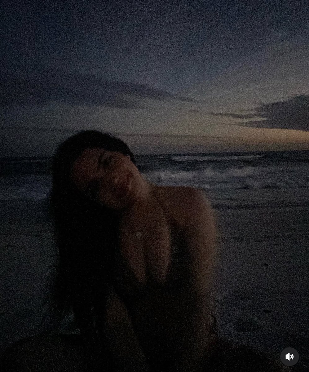 addiesees's tweet photo. smiling because i love taking advantage of u losers

findom brat domme paypig cashcow https://t.co/67YniblVsR
