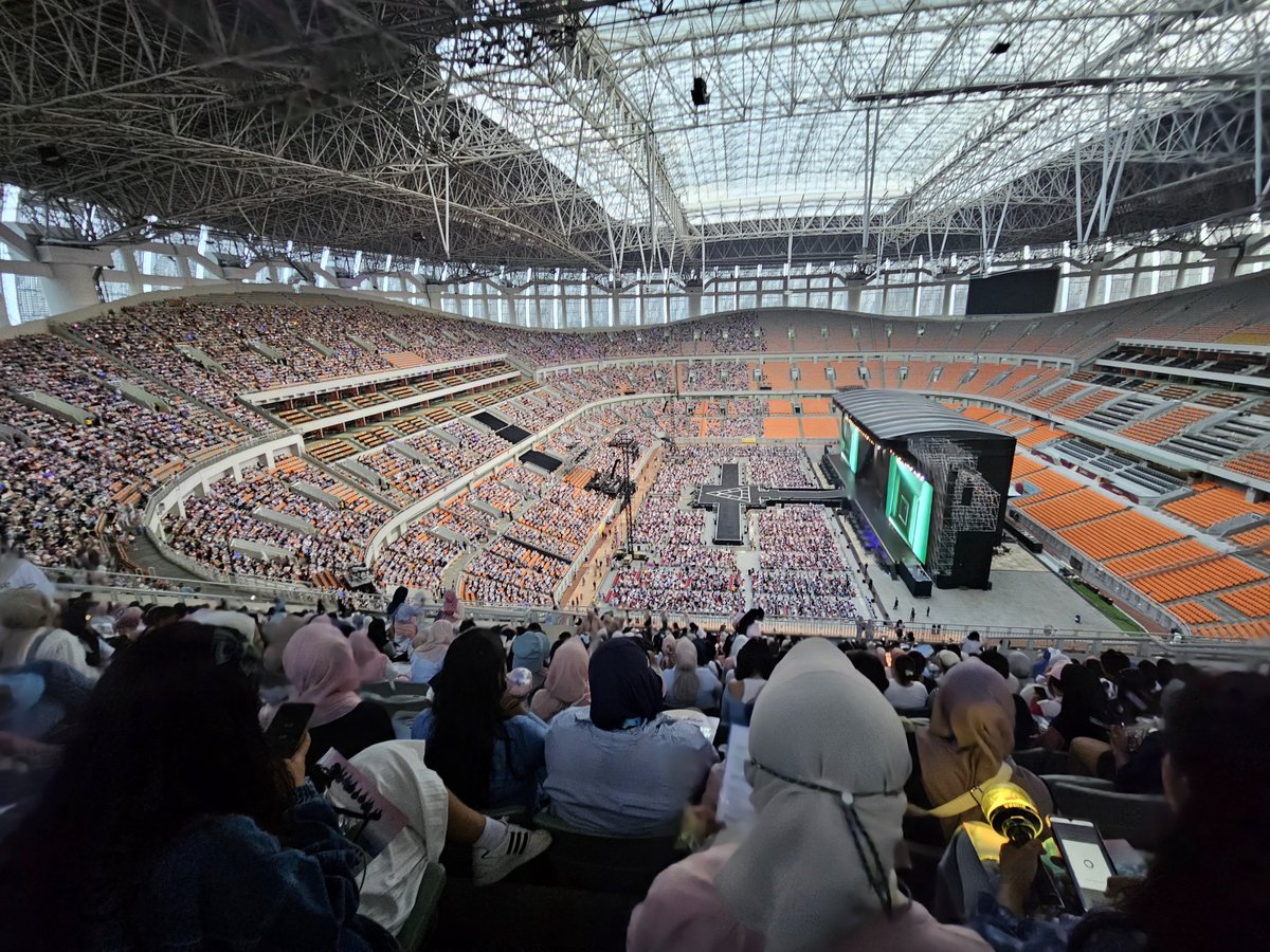 CARATSTALK💎 tweet media