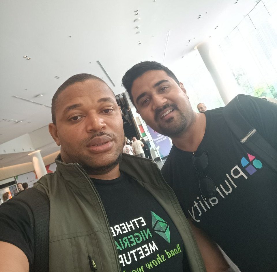 EthereumNigeria's tweet image. Big shoutout to @PluralityWeb3
for their incredible MVP launch after months of hard work! 

We met them at #Devcon7 and were blown away by their innovation. 

Check out their video showcasing how Smart Profiles are changing the game in Web3 with seamless onboarding and AI magic!…