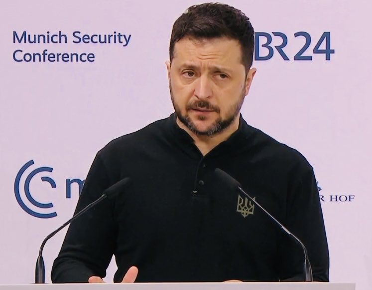 nicolange_'s tweet image. Selenskyj sagt, worum es geht: Nicht die europäischen NATO und EU Staaten müssen die Ukraine verteidigen - sondern gemeinsam mit der Ukraine müssen die Europäer jetzt Europa gegen Russland verteidigen. #MSC2024