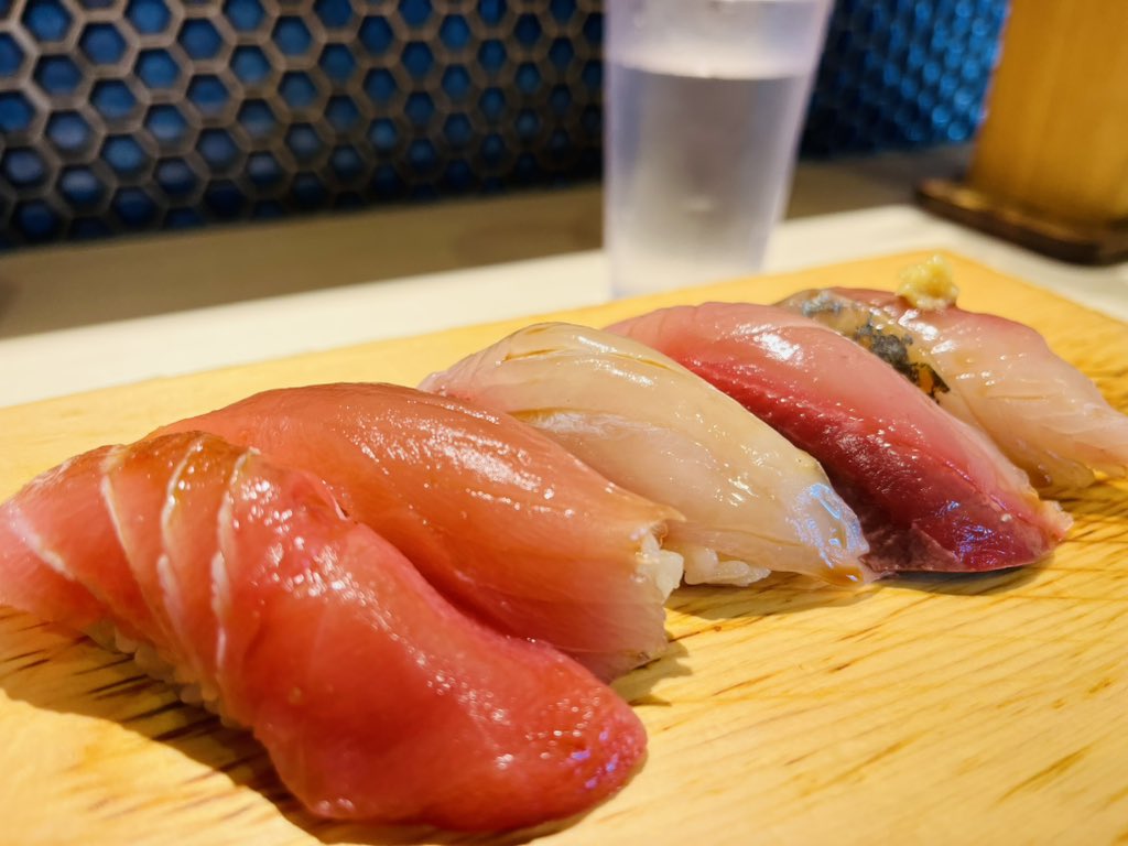 hanabusablog's tweet photo. ひさびさに横浜で🍣😇✨ https://t.co/DK1VUgnbly