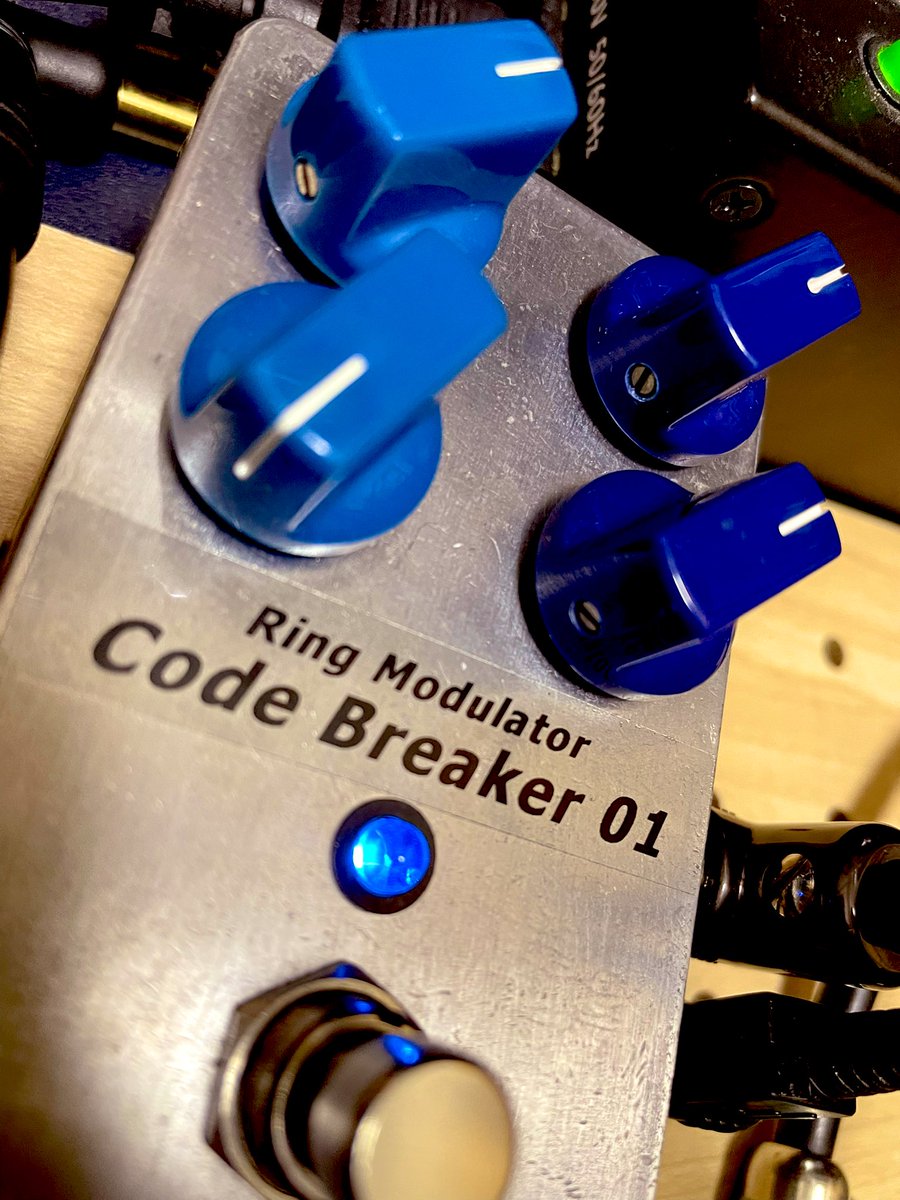 ConstipatedBeck's tweet image. 少しずつ理解して物になってきた気がする。
どこまで実用化できるか、チャレンジ🙌

#ringmodulator
#リングモジュレーター