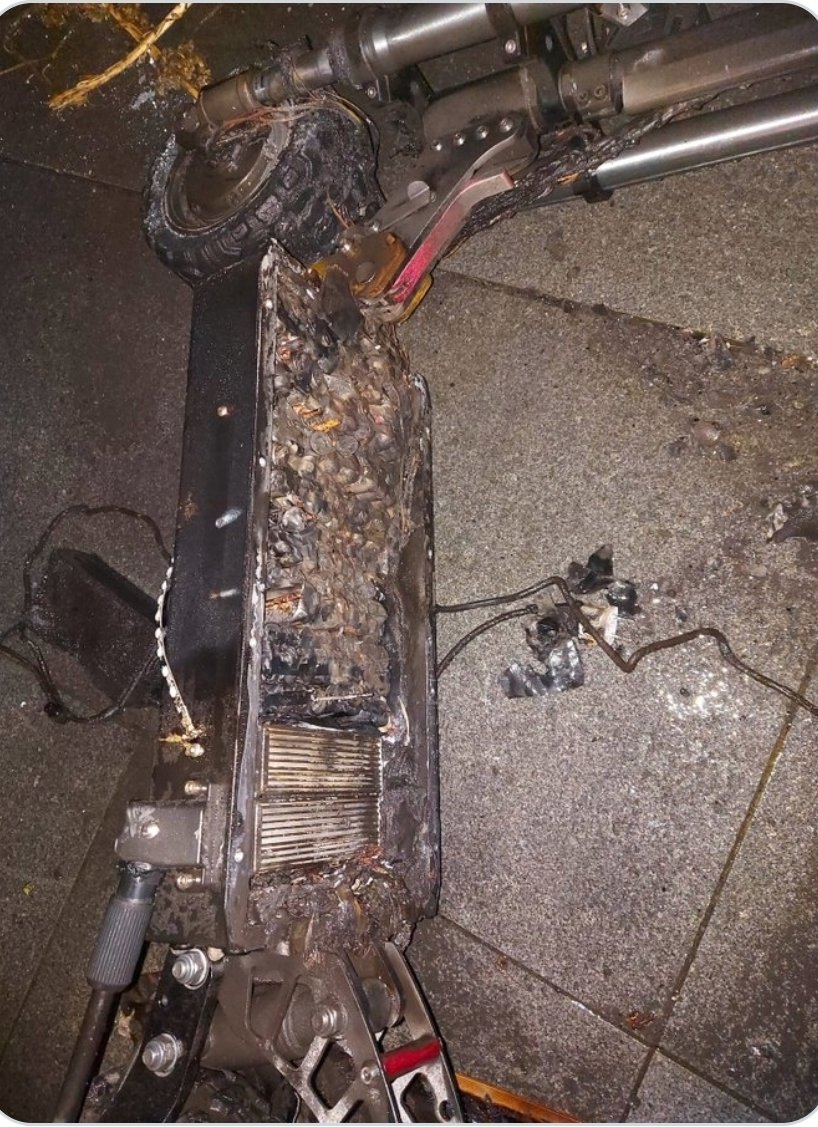 NotOurFault100's tweet image. The safest place to charge an e scooter is OUTSIDE
Never charge in a hallway or common area.
Never charge overnight or unattended.
#firedefects #latelate #Valentines #apartmentdefects
