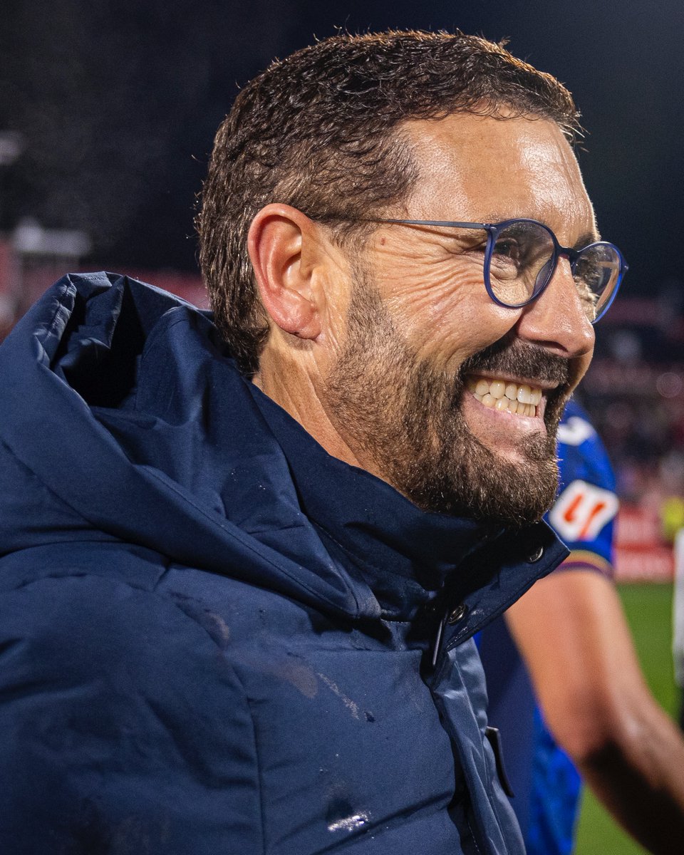 Sábado con S de Sonríe, tu equipo ganó ayer y tienes todo el fin de semana para disfrutarlo 😜