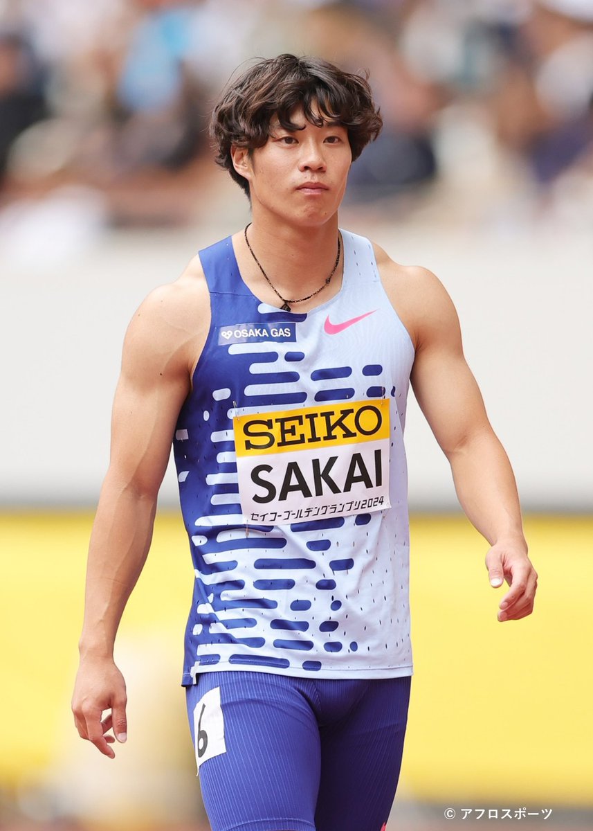 激レア 坂井隆一郎選手 サイン付き写真ボード Gj0f0V1aIAEgR7M.jpg