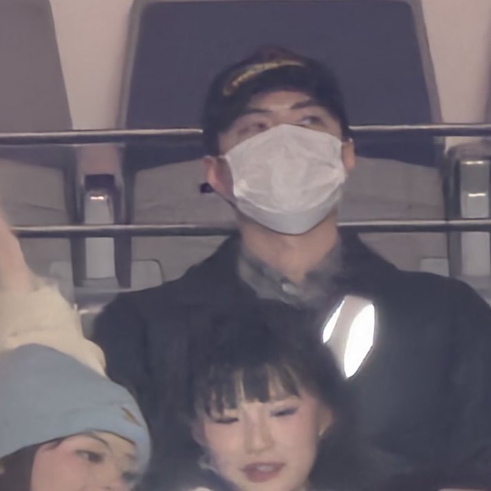 lilsehunnie's tweet photo. sehunnie... 🥺🤍 https://t.co/C7VrV9Eq0y