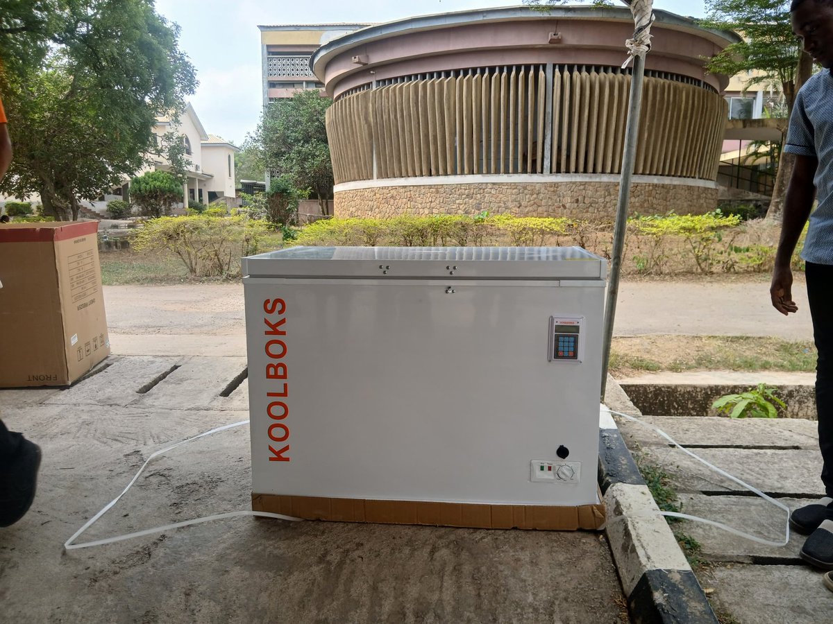 NiMechE_UI's tweet photo. Exhibition Teaser: 🌞❄️
Check out the solar-powered freezer from our partner, KoolBoks! This and more await at the exhibition. Don’t miss it! 🚀✨
#UIMechEConference2025 #Innovation #SolarCooling https://t.co/kU5BGAqLj8