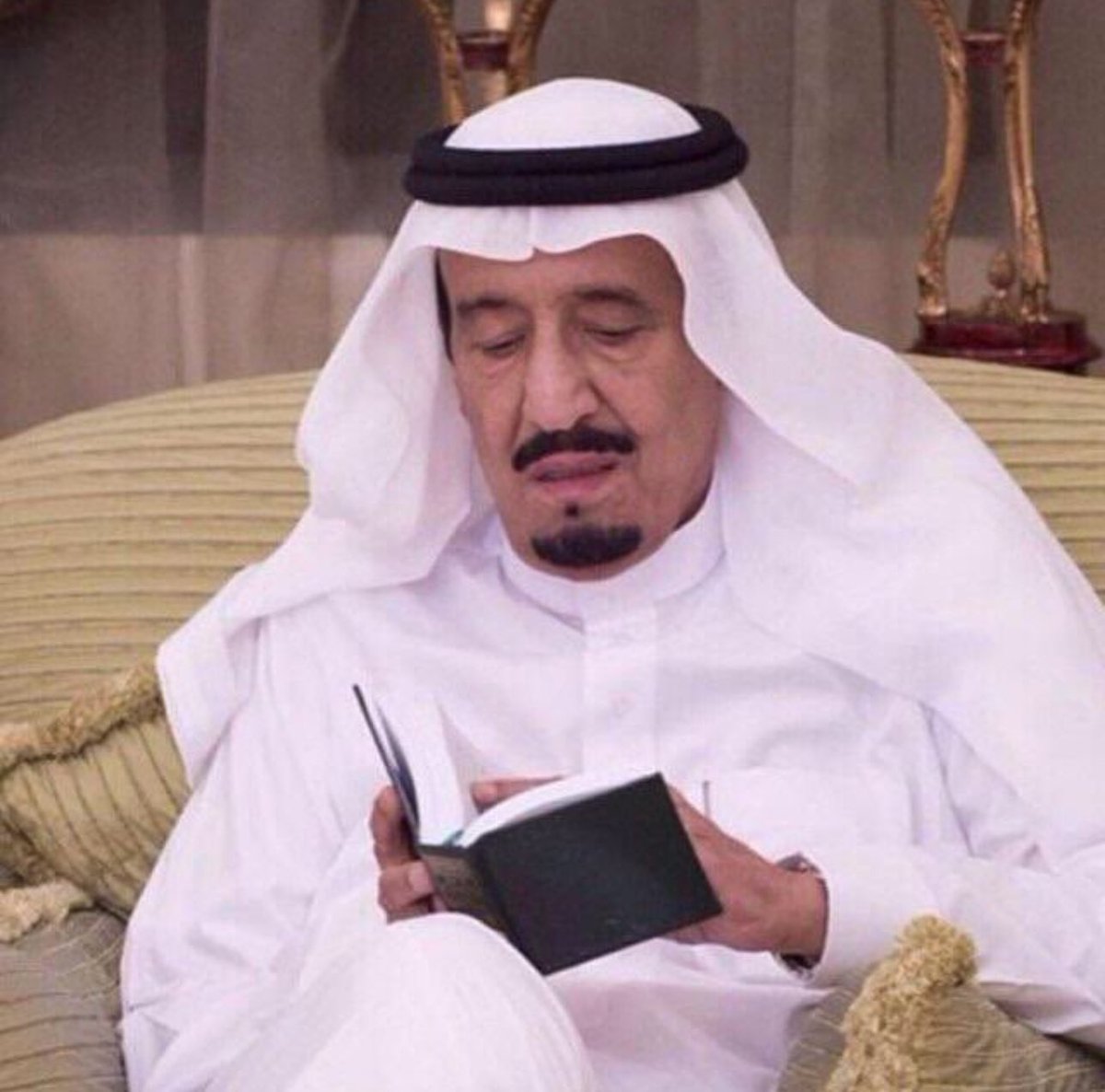 مولاي #خادم_الحرمين_الشريفين 

#ابونا_كلنا اللهم احفظه لنا ❤️🇸🇦 . •••