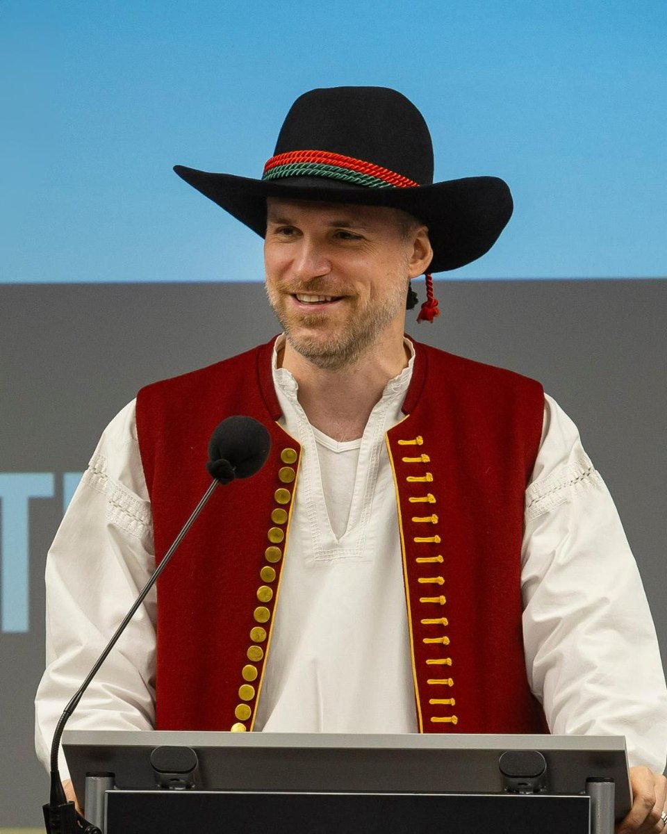 Ivan Bartoš tweet media