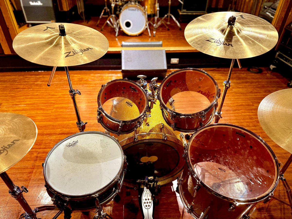 🥁【YAMAHA Absolute Hybrid Maples】🥁

B1のドラムが新しくなりました！！
素材はメープルで、音は低音域がどっしりとしており、粒の揃った音が出るのが魅力のドラムです！

池袋店で唯一のYAMAHAのドラムです！！
是非ご利用ください！！