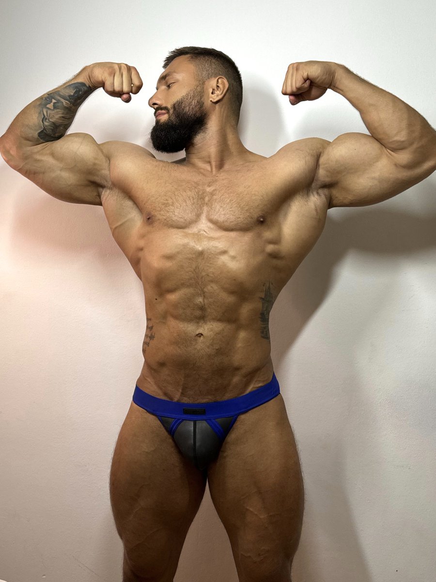 strongbrockk's tweet photo. From physical endurance to comfortable surrender.🔥🍆🔞
Full Sex Video on Comment Section⬇️ https://t.co/Z3ArnlFc6J
