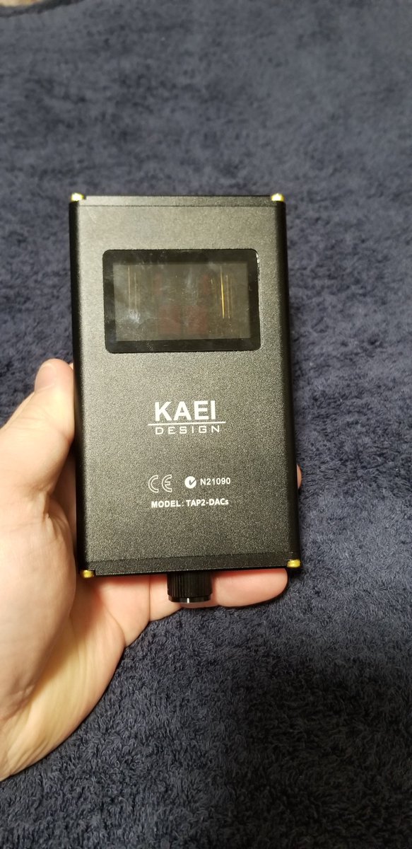 kimumancokupaa's tweet image. @lovecha81983716 よりレンタルしました
KAEI DESIGN TAP2 
真空管の艶のある良い音が聴こえますアナログな音ってこんな感じだな～と思わせるような良い音ですね
曲を再生してないときは若干のノイズが聞こえますが曲を流すと聞こえなくなるので問題なさそうです
#KAEIDESIGN #TAP2 #真空管