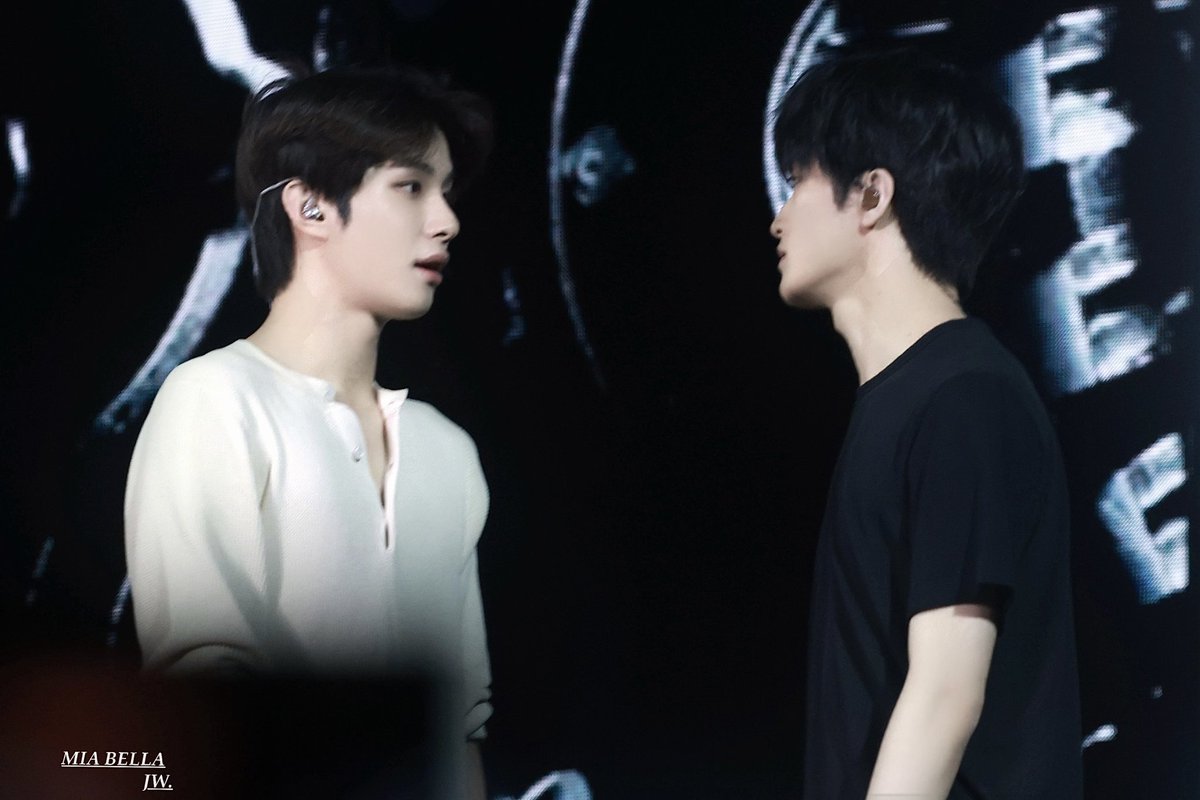 포크 없이 딸기 먹기!!!!!!!!!!!!!!!!!!!!!!