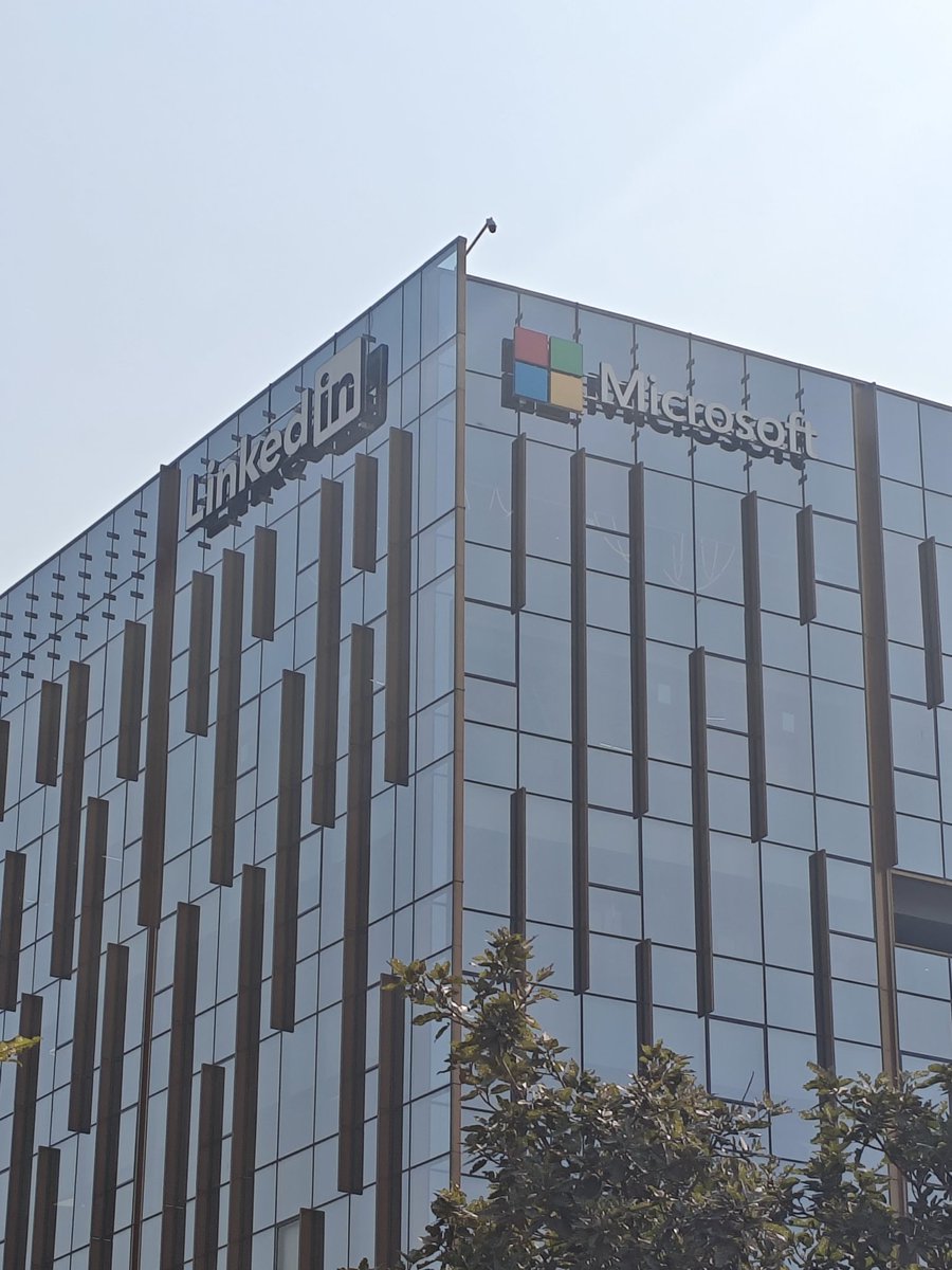 chinmaybhattt's tweet image. AceHack 4.0 Pre-Hack Meetup! at Microsoft office Acehack 4.0 AceHack 4.0 

#AceHack #AceHackPreMeetup #AceHack4.0 #hackathon