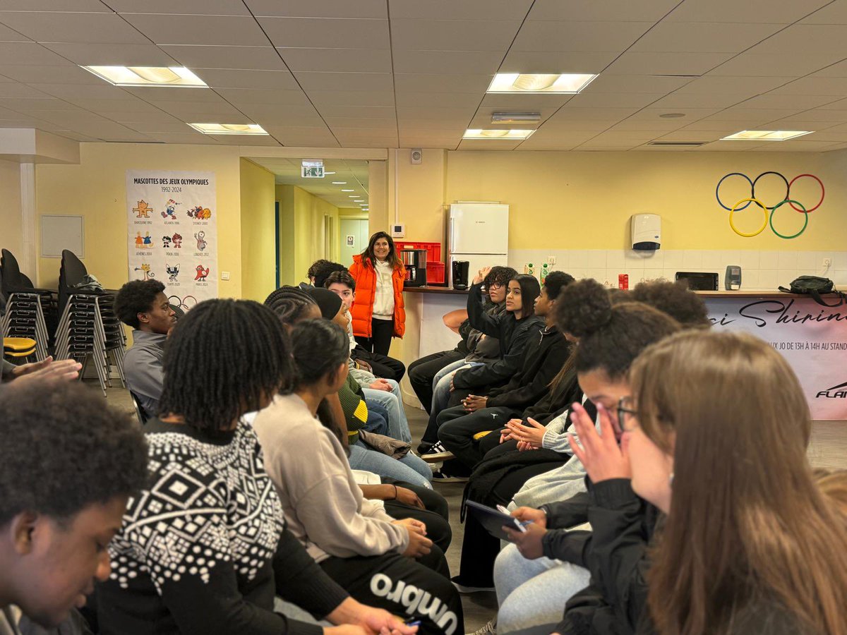 🎯𝗝𝗲𝘂𝗻𝗲𝘀𝘀𝗲 | C’est parti pour une semaine de formation BAFA ! 

Depuis ce matin, nos futurs animateurs sont en action au Parc des Sports Langrenay

📆 𝗔𝘂 𝗽𝗿𝗼𝗴𝗿𝗮𝗺𝗺𝗲 : apprentissage, jeux et bonne humeur.

Une opportunité en or pour se former tout en s’amusant !